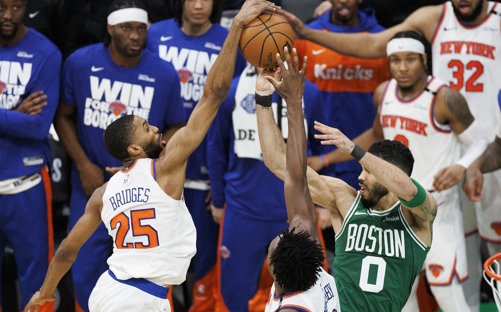 塔图姆连续二十场比赛得分超过出色发挥，独行侠不断突破！的简单介绍