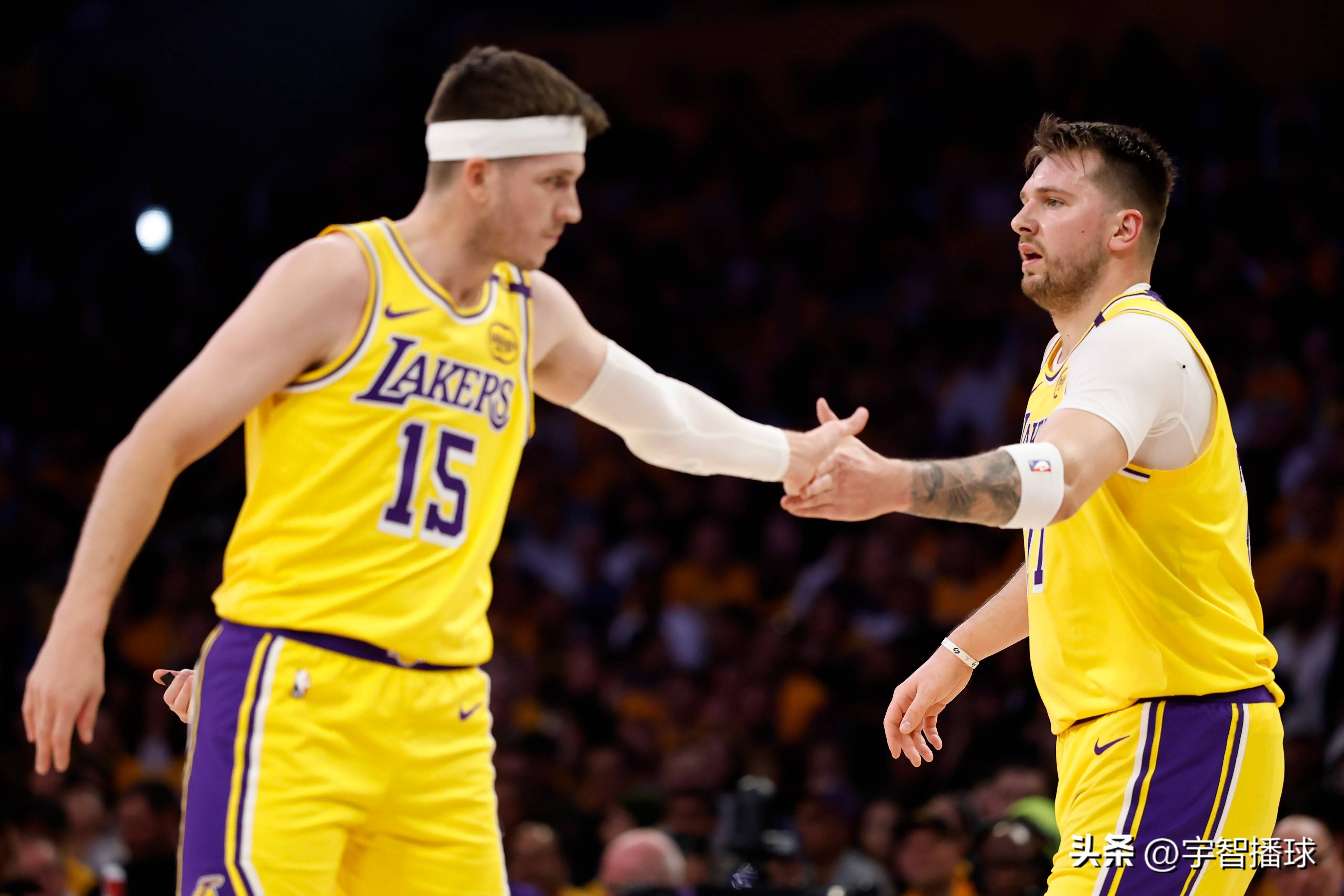  东契奇官方宣布大比分获胜新规，德国队引发争议！全场沸腾不已