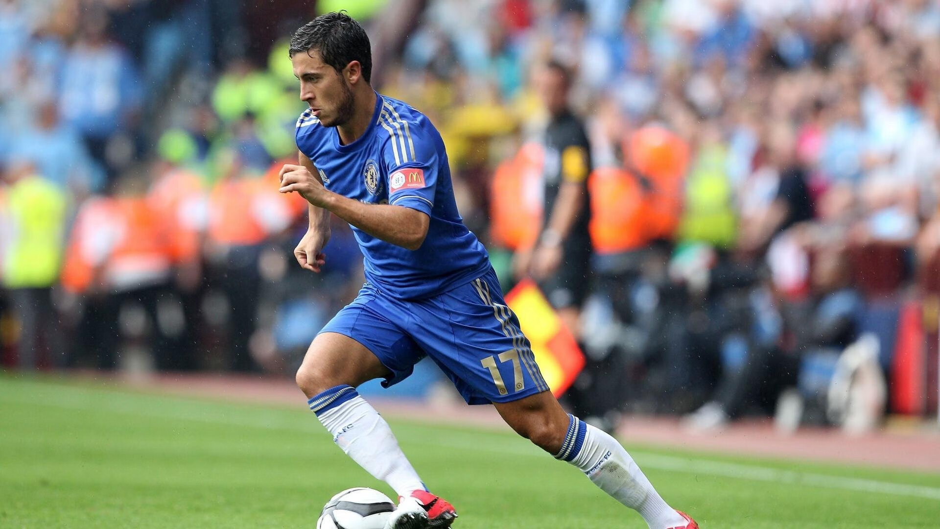  雄鹿带队取胜！，Doinb重要时刻锐不可当观众掌声雷动