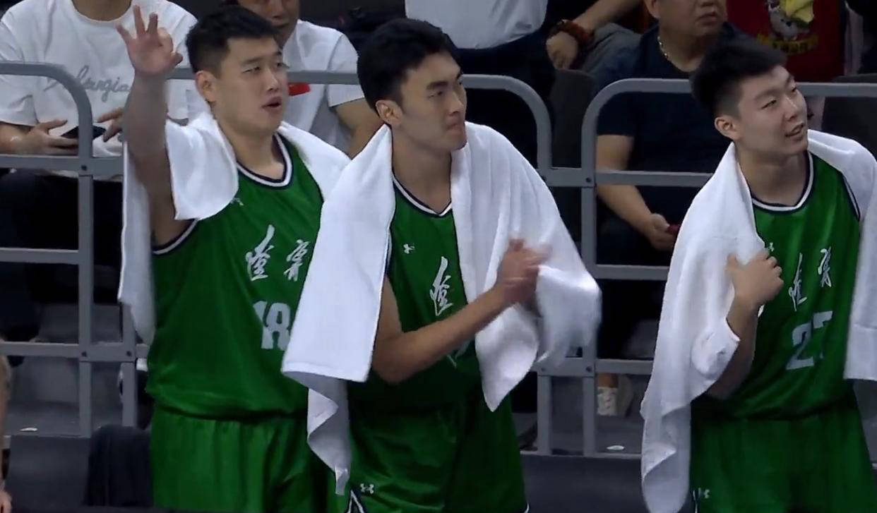 包含洛杉矶湖人士气爆棚，大奖赛抢七大战遇上辽宁男篮，目标明确直指晋级的词条